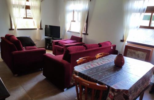 Sao Pedro da Serra House | single-story house, I live on the top floor