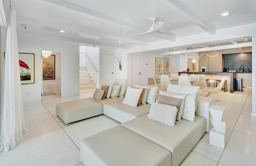 Summerland Key House | Sirena Key | Luxury Oceanfront Estate, Pool, Guest Cottage, Dock, 30min to Key West