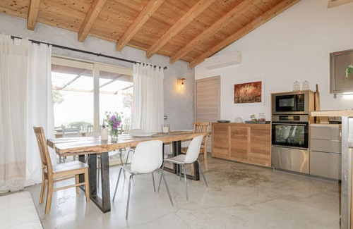 Arzachena Villa | Sispantu Sa 'oghe 'e su 'entu Cottage