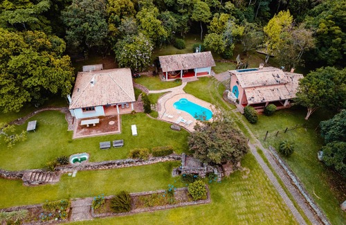 Vargem Cottage | Sitio à Beira da Represa - Um Refúgio de Paz e Diversão