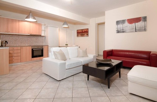 Porto Rafti Apartment | Sk-george Apartments by the Sea and Airport