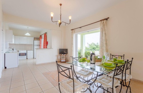 Skala Villa | Skala Villa Green Large Private Pool Walk to Beach Sea Views A C Wifi - 2825