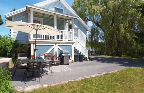 Skaneateles Apartment | Skaneateles Carriage House - Walking Distance to Village of Skaneateles