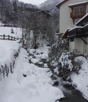 Brides-les-Bains Apartment | Ski 3 Vallées à 80m télécabine de l'Olympe - appt 50m2, 3étoiles