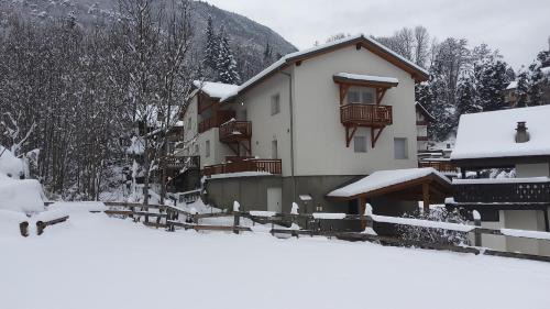Brides-les-Bains Apartment | Ski 3 Vallées à 80m télécabine de l'Olympe - appt 50m2, 3étoiles