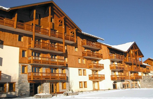 La Toussuire Apartment | Ski Getaway with Shared Pool