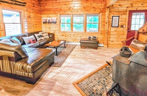 Bethlehem Cabin | "Ski, Hike, Mountain Bike - Pets Welcome!"