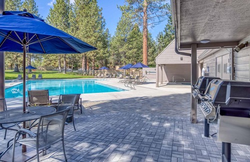 Century West Condo | Ski House 227