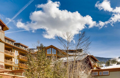 Copper Mountain Condo | Ski-in/out Copper One Lodge Penthouse Hotel Style Condo w/Hot Tub