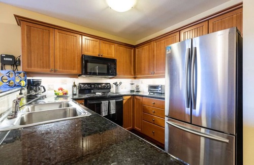 Salt Lake Mountain Resorts Condo | Ski in/out,Pool,Hot Tub,Pool Table - Resort View!