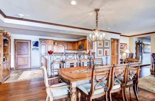 Beaver Creek Apartment | Ski, In Ski Out 2 Bedroom Vacation Condo With Resort Amenities That Include Exercise Center, Indoor Pool, And Hot Tubs