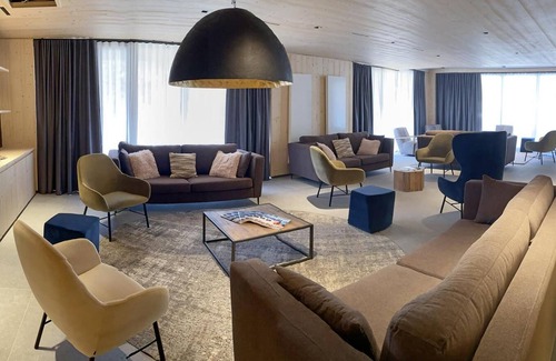 Piau Engaly Apartment | Ski-in/ski-out & foot of the slopes, fitness, terrace, parking, tv, 70m², Piau Engaly