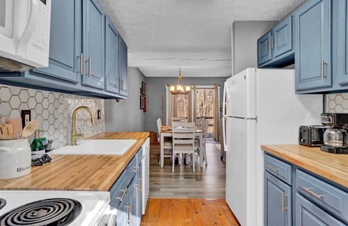 White Haven House | Ski-In/Ski-Out & Golf Retreat at Jack Frost: Charming Townhome in Lake Harmony