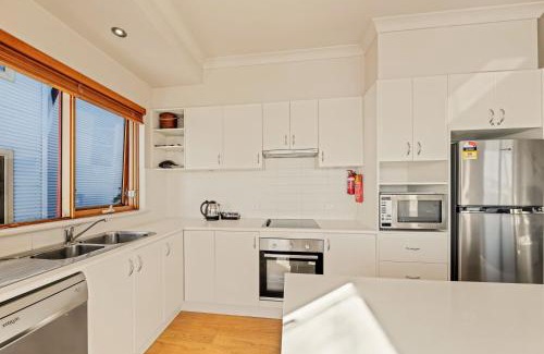 Hotham Heights Apartment | Ski in-Ski out Hotham apt with Parking Undercover