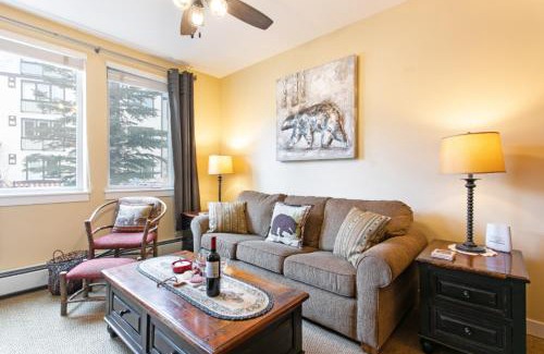 Winter Park Hotel | Ski-In Ski-Out Modern Mountain Condo