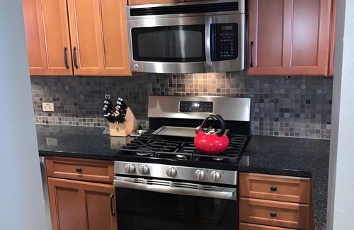 Central Vermont- Killington Condo | Ski-In/Ski-Out Sunrise Village Condo | 2BR, Fireplace, Pool