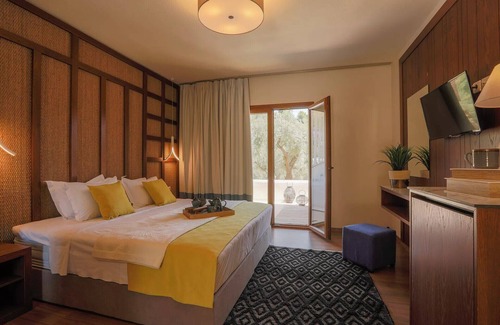 Skiathos Town Hotel | Skiathos Avaton Hotel