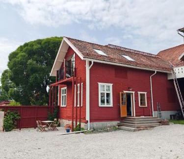 Vikarbyn Apartment | Skolgårds
