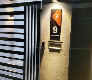 Taman Teratai House | Skudai - The 9 Homestay at Skudai, Johor Bahru, 2min UTM, Aeon Mall