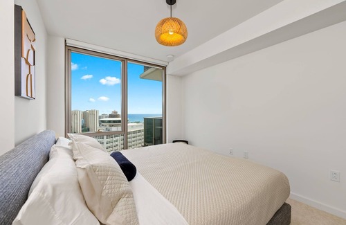 Ala Moana Condo | Sky Ala Moana 3305: 1 BR, 1 BA Condominium in Honolulu, Sleeps 2