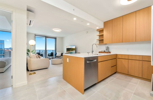 Ala Moana Condo | Sky Ala Moana 4005: 1 BR, 1 BA Condominium in Honolulu, Sleeps 2