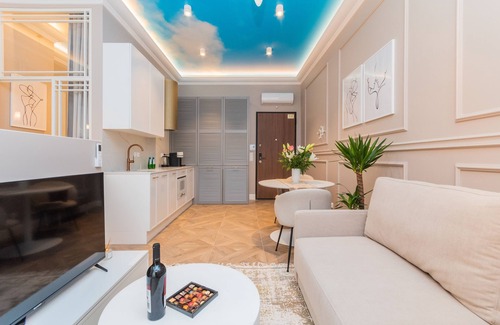 Gdansk City Center Apartment | Sky Apartment by Grand Apartments
