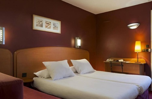 Goussainville Hotel | Sky Hotel Goussainville Charles de Gaulle - ex Comfort Hotel