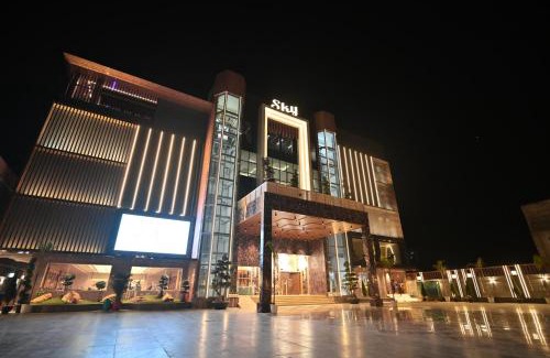 Rasra Hotel | SKY HOTEL& Resort