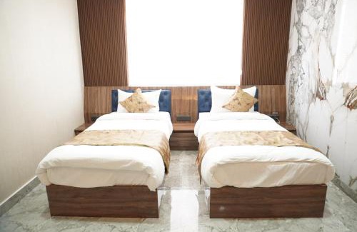 Rasra Hotel | SKY HOTEL& Resort
