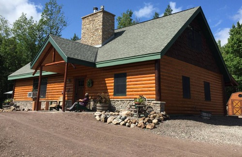 Duluth House | Skyhaven House In The Woods, Walking Trails, Gorgeous Skies, Sleeps 6
