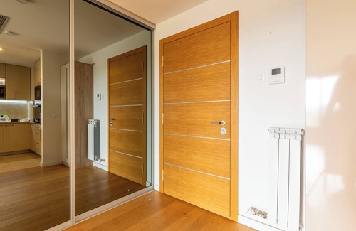 Sarajevska Apartment | Skyline Panorama Apartment Balcony, Garage & Spa Access
