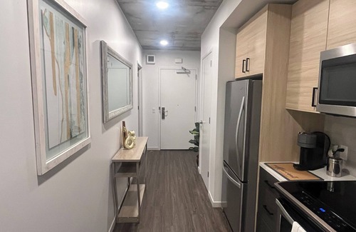 Tenderloin Apartment | Skyline Retreat AC, WiFi, 24 fitness room in wonderful San Francisco