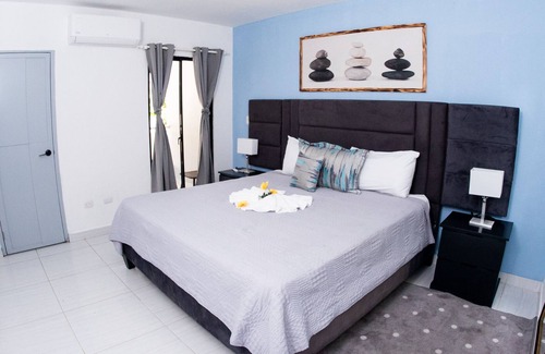 Puerto Plata Apartment | Skylyght Suites Hotel. breakfast included. 28% off on restaurant and bar