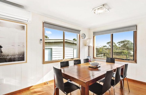 Anglesea House | Skyview Anglesea VIC - BYO Linen