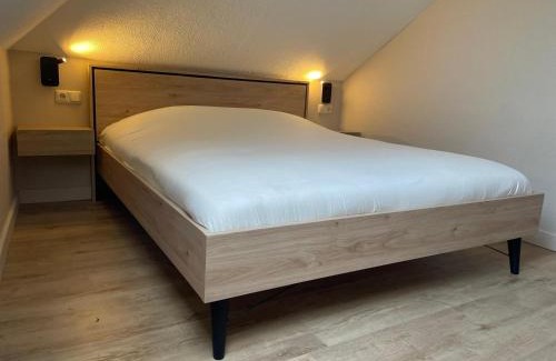 Leermens Apartment | Slapen in een eeuwen oude Pastorie