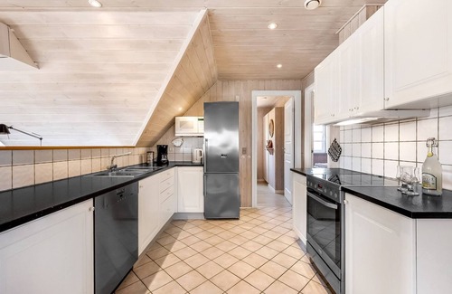 Nørre Lyngvig House | "Slava" - 250m from the sea by Interhome