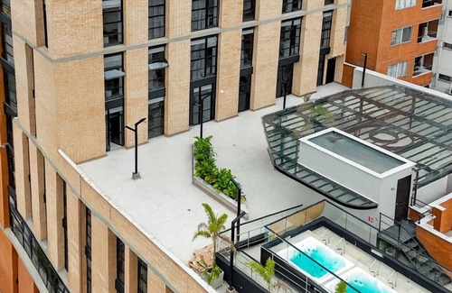 San Diego Apartment | Sleek 1BR Studio w/Design Touch-Cowork & Jacuzzi