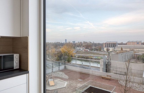 Erdberg Apartment | Sleek Landstraße 1BR w/Pool & Elevator, near Metro U3, by Blueground