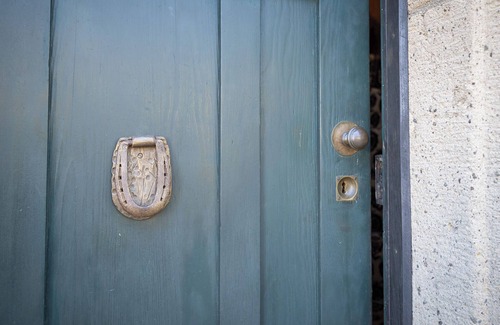 Weibern House | Sleep like in the old days in the beautiful Eifel. Pets are very welcome!