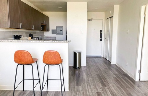 Mount Auburn Apartment | Sleepover: Extraordinary 1BD/1BA +Gym - Cincinnati