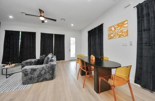 OST - South Union House | Sleeps 20 - 2 Homes - Family and Friends Fun Super house