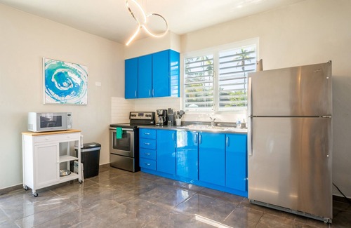 Carrizal Apartment | Sleeps 5 | Pool | 2 bedroom | Queen beds | Parking