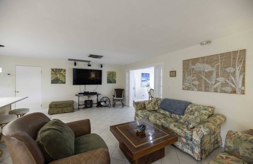 Cudjoe Gardens House | Slice of Paradise