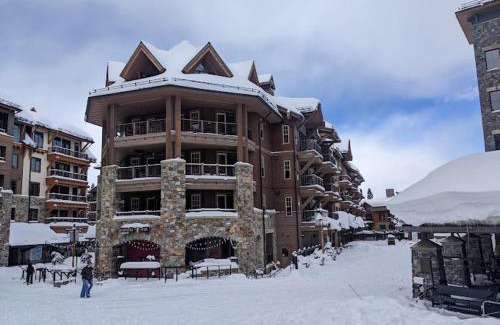 Truckee Apartment | Slope Side Studio in Northstar Village!