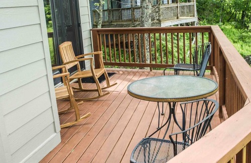 Wintergreen House | Slopes @ Tyro