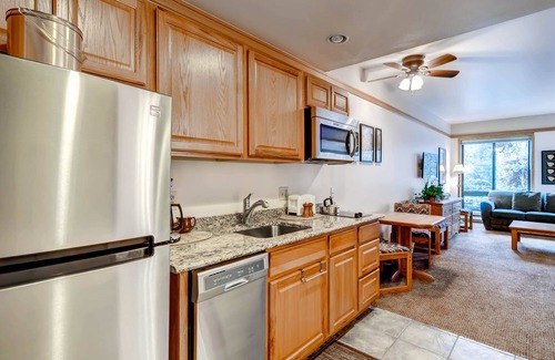 Mountain House Condo | Slopeside 2741