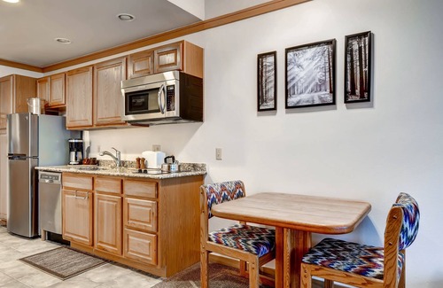 Mountain House Condo | Slopeside 2741