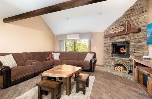 Village at Camelback House | SLOPESIDE@CAMELBACK