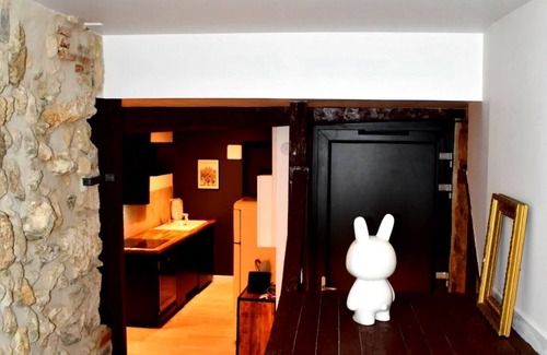 Laon Apartment | Slow Tourism in the historic center of Laon: Terrace, Garden and Bbq