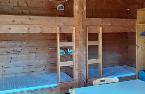 Le Frasnois Ski Chalet | Small 4-seater chalet, classified site of the 4 lakes and Hérisson waterfalls